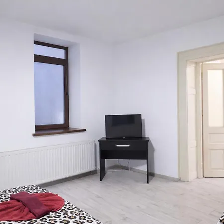 アパート Cazare Brasov ブラショフ